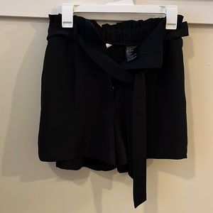 Black H&M paper bag shorts
